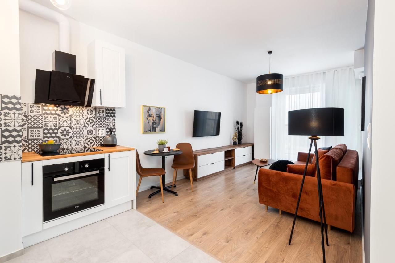 Kairos Apartments -Tower II Premium - Darmowy Parking, Silownia, Sauna - Scisle Centrum Катовице Екстериор снимка